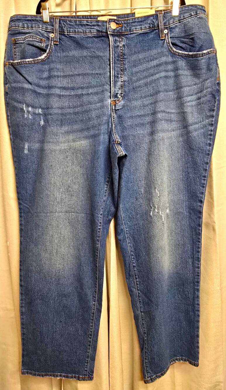 Universal Thread Women's Plus 24R High Rise 90s Straight Jeans Blue Medium Wash